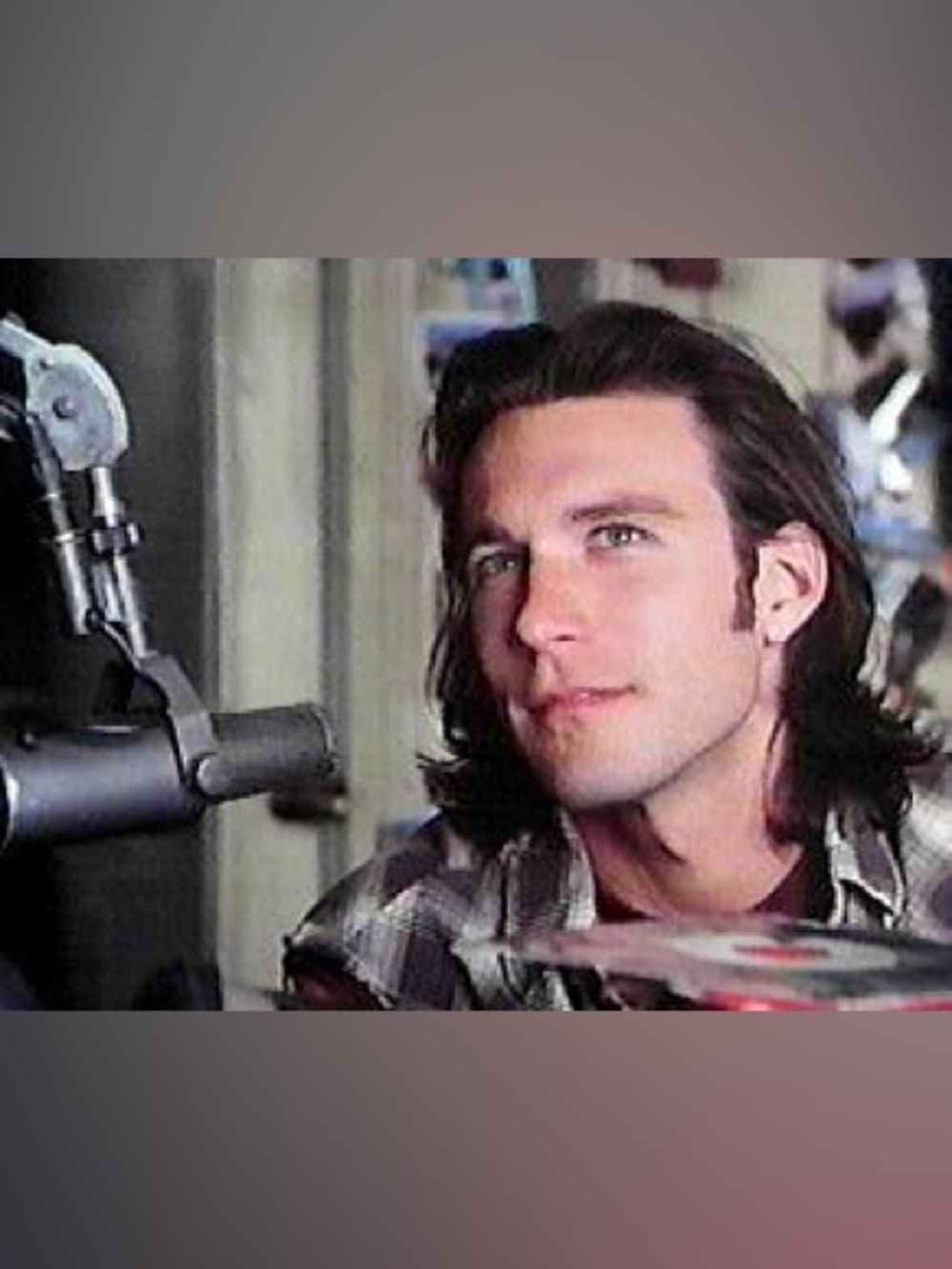 'Chris in the Morning' Light Gray Crewneck Sweatshirt 90s TV Northern Exposure - Picture 11 of 14